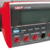 UNI-T UT804 ~ Asztali multiméter